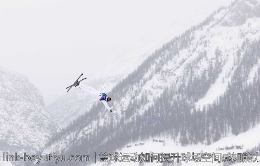 篮球运动如何提升球场空间感知能力